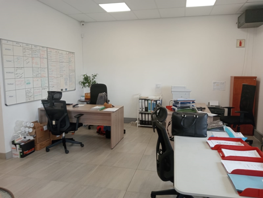 To Let commercial Property for Rent in Bonnie Brae Western Cape